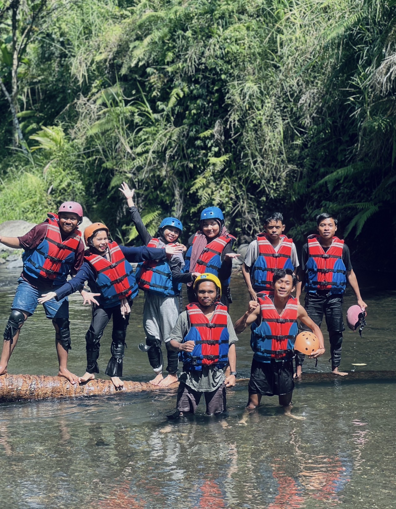 Wisata Sungai dan Aktivitas Petualangan